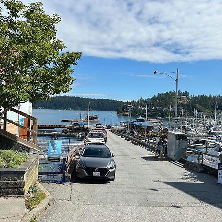 Iconic 3-Story Waterfront 'Marina House' W/ View Villa Gibsons Buitenkant foto