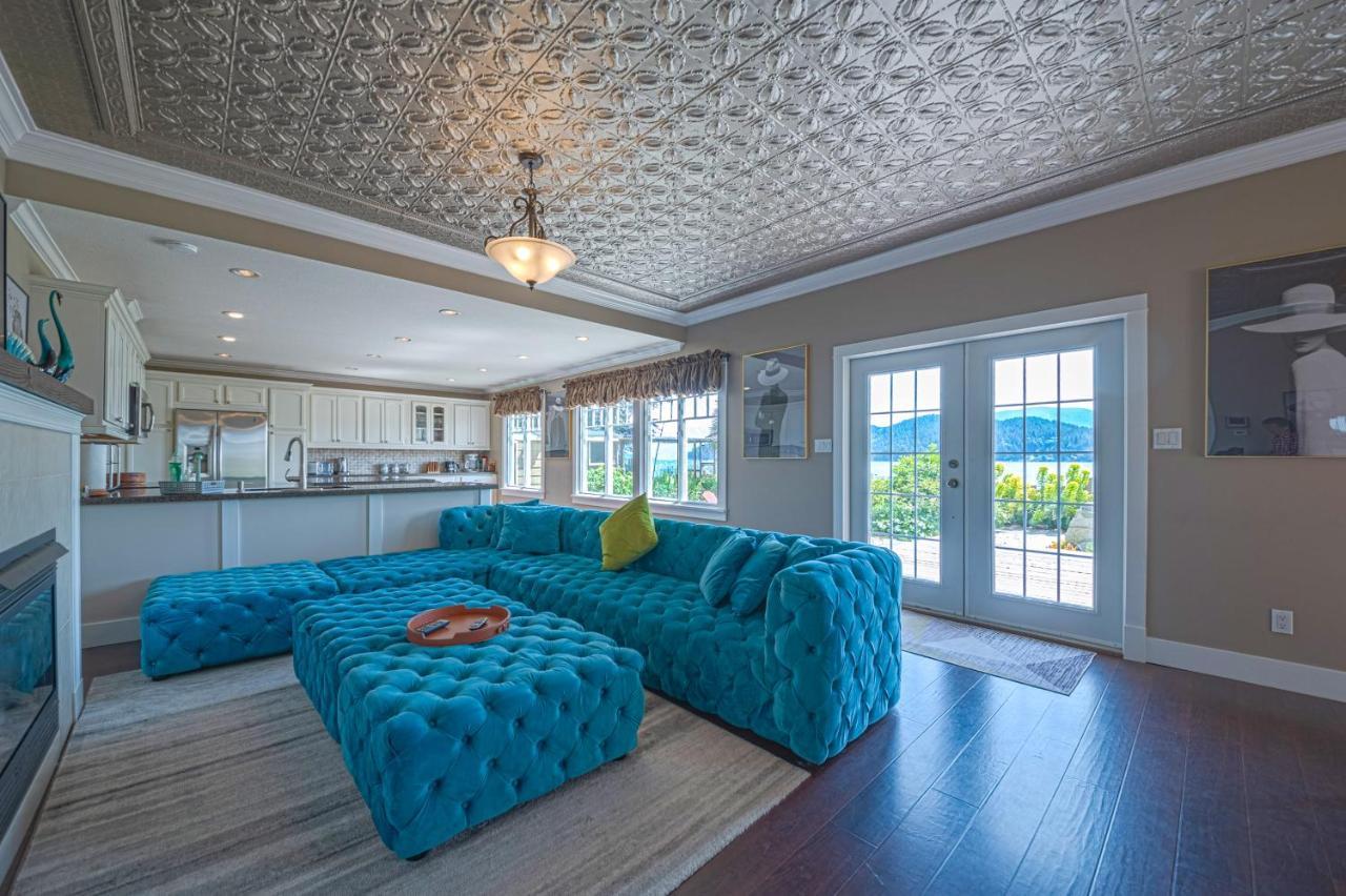 Iconic 3-Story Waterfront 'Marina House' W/ View Villa Gibsons Buitenkant foto
